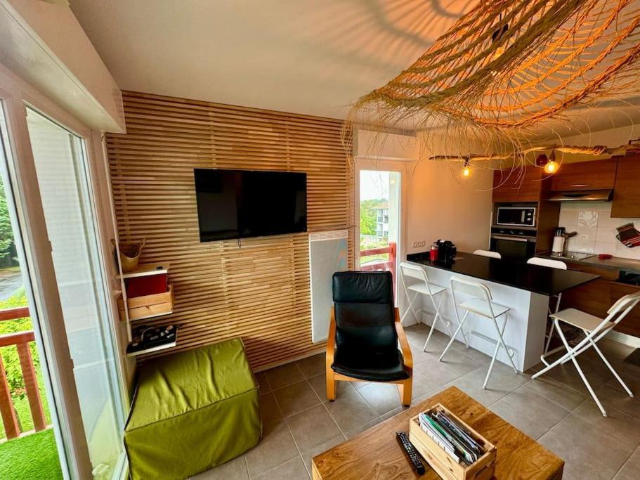 Grand Appartement - Piscine - Plage- Terrasse Saint-Jean-de-Luz Luaran gambar